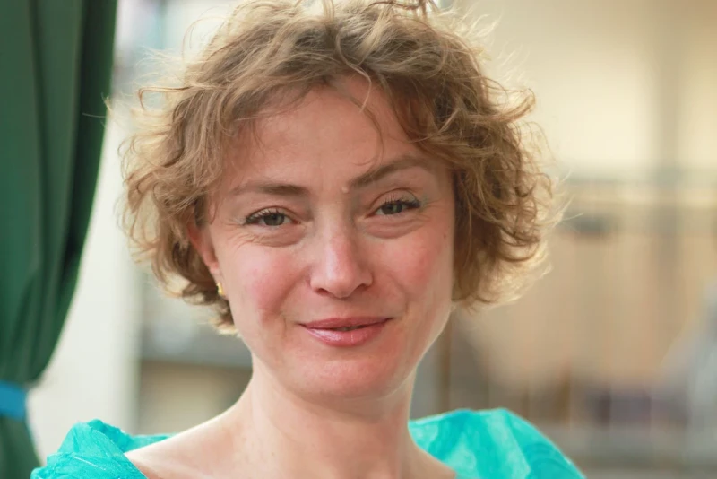 Die ukrainische Schriftstellerin, Übersetzerin und Lehrerin Svetlana Lavochkina